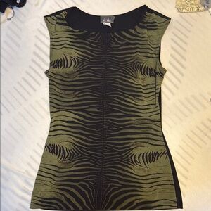 Dots Green and Black Fitted Graphic Tank Top